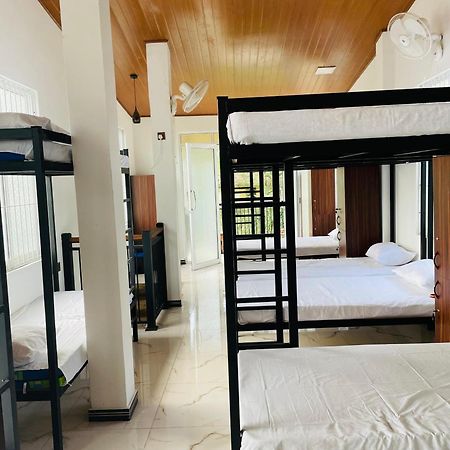 Star Village Hostel Kandy Bagian luar foto