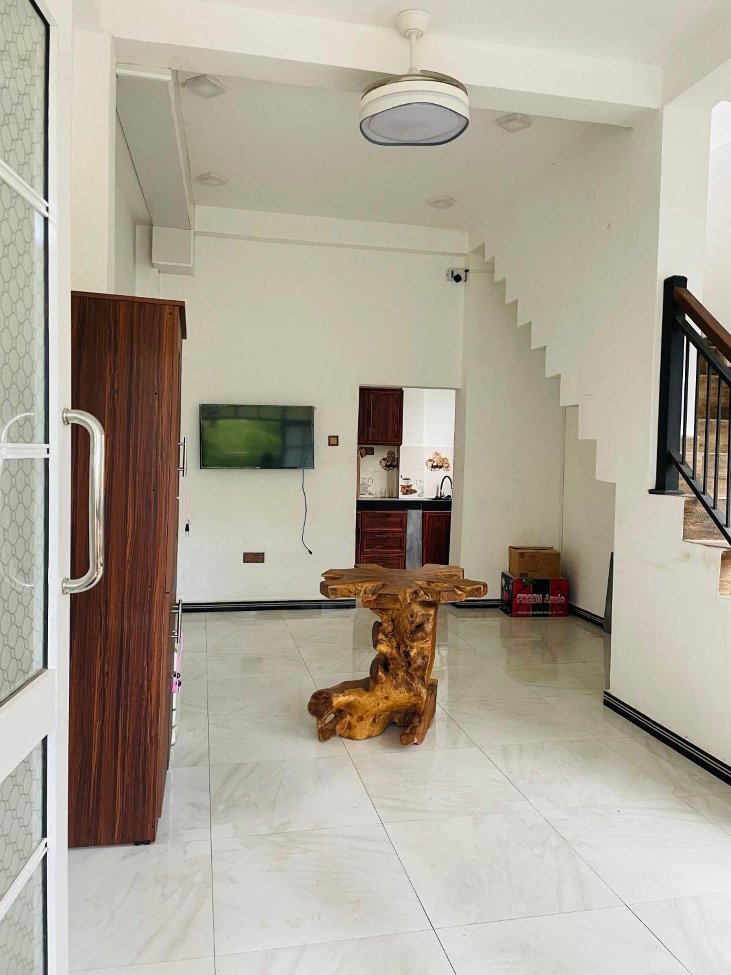 Star Village Hostel Kandy Bagian luar foto