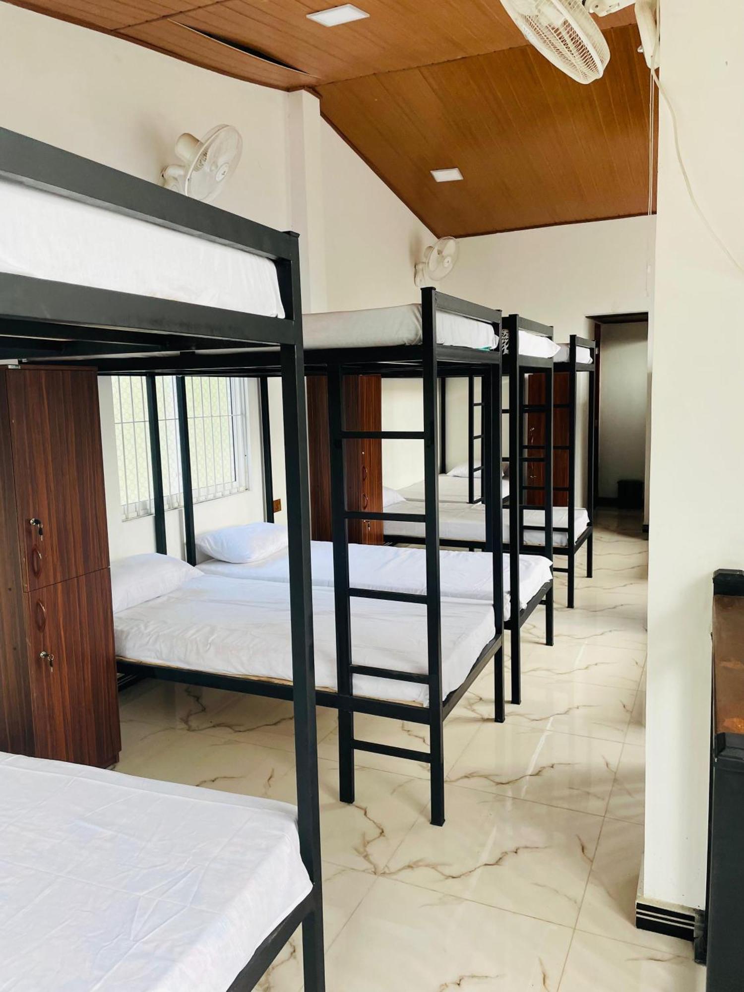 Star Village Hostel Kandy Bagian luar foto
