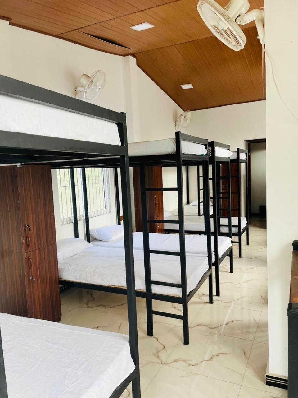 Star Village Hostel Kandy Bagian luar foto